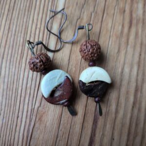 Boucles d'oreilles inspirées par la lune
